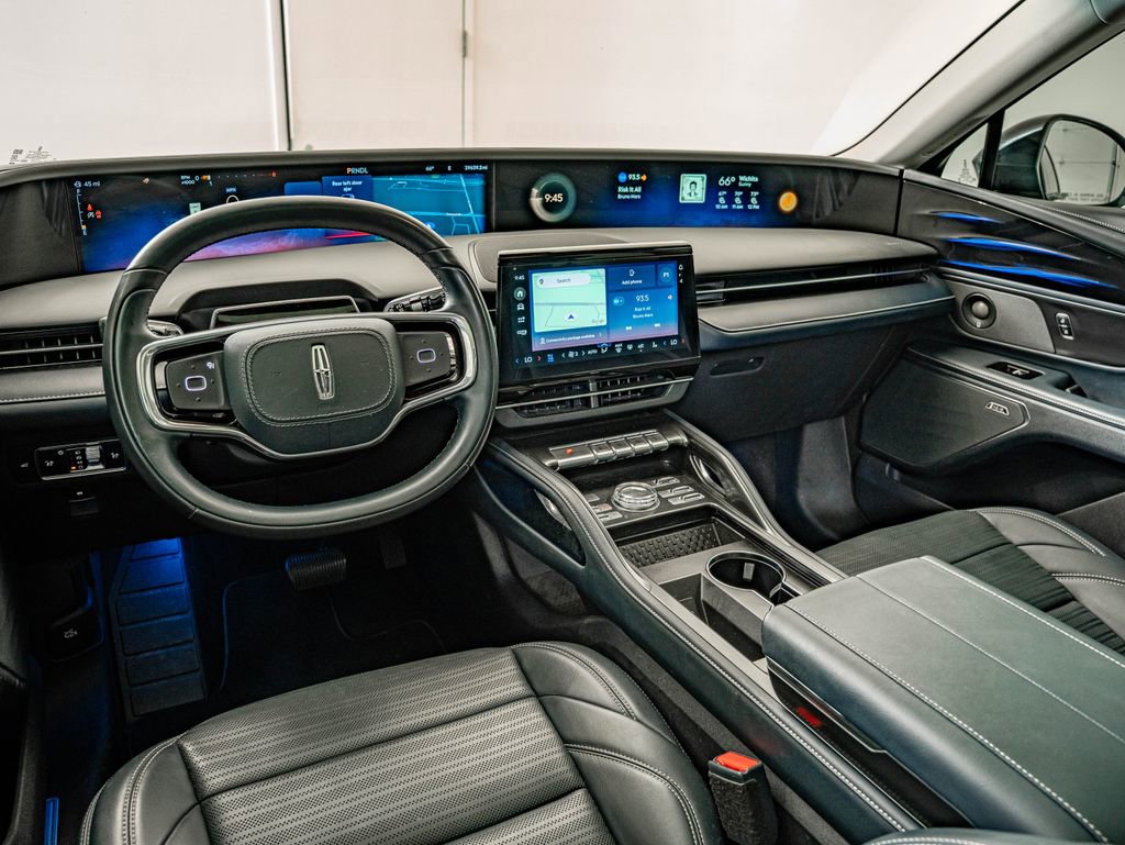 Used 2024 Lincoln Nautilus Reserve w/ Equipment Group 202A image 31