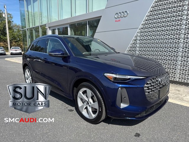 New 2025 Audi Q5 Prestige video 1