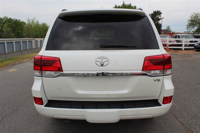 Used 2016 Toyota Land Cruiser AWD/4WD image 6