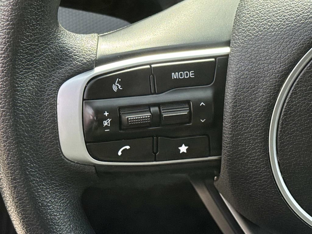Used 2024 Kia Sportage LX image 22