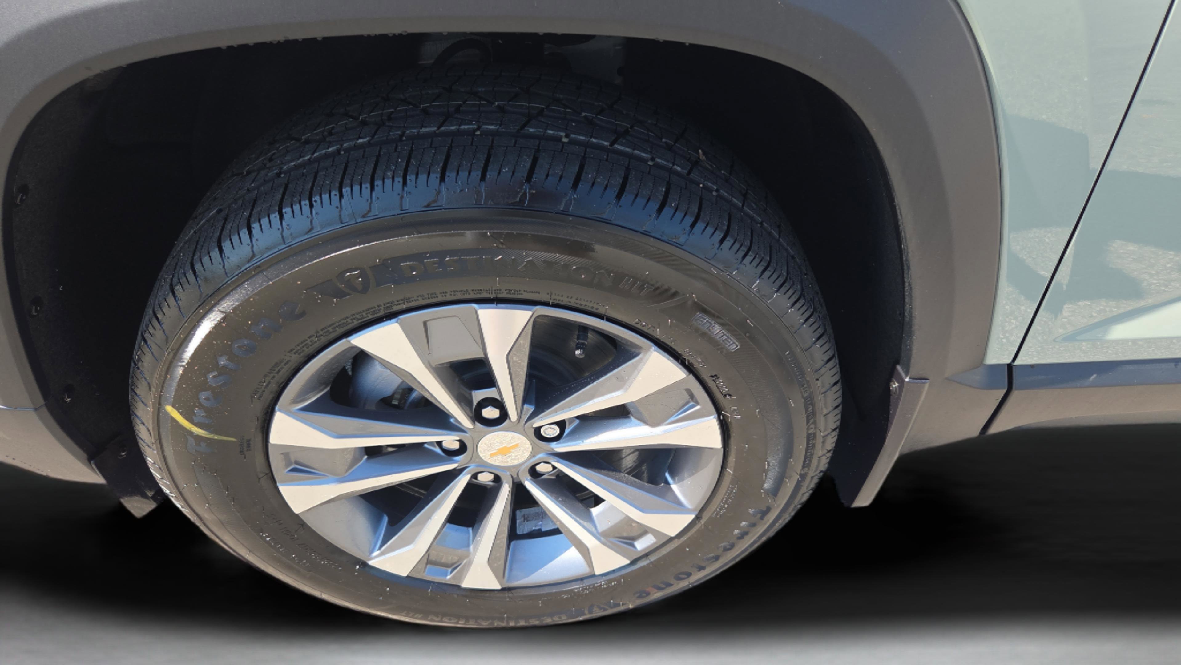 New 2026 Chevrolet Equinox LT image 9