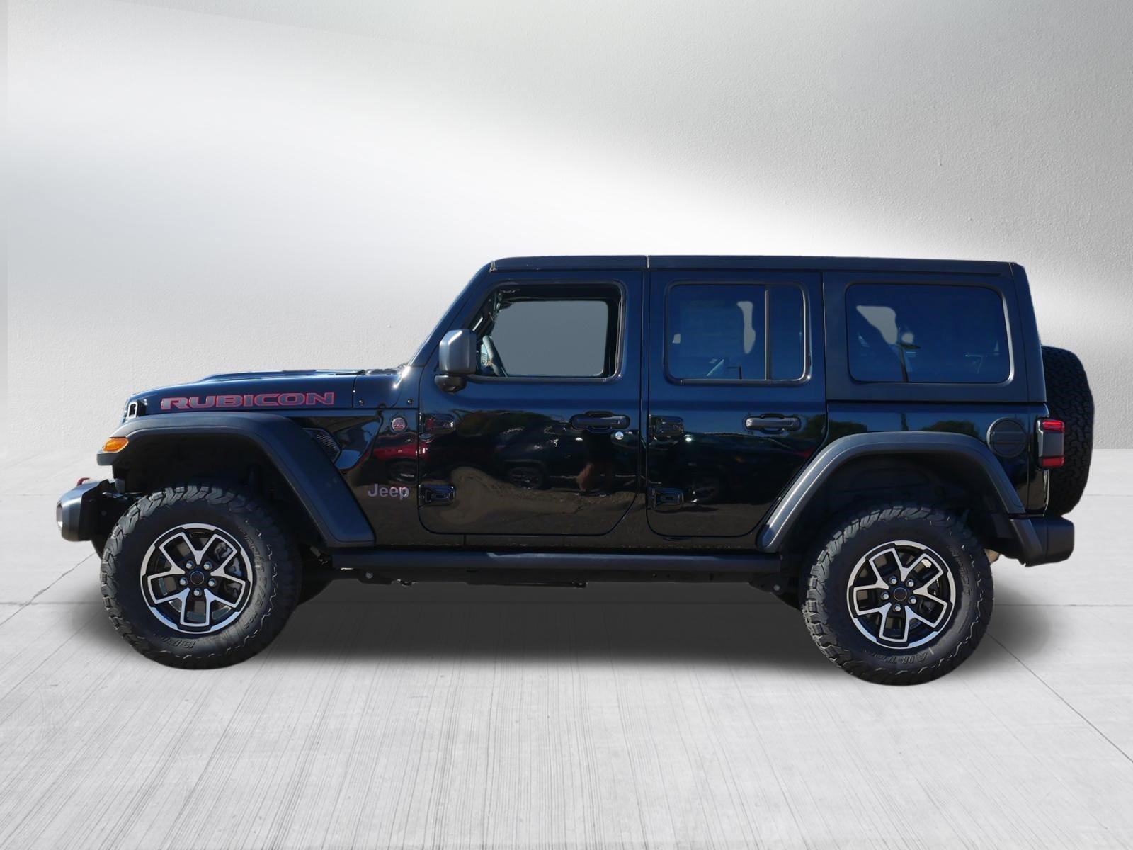 Used 2026 Jeep Wrangler Unlimited Rubicon AWD/4WD image 4