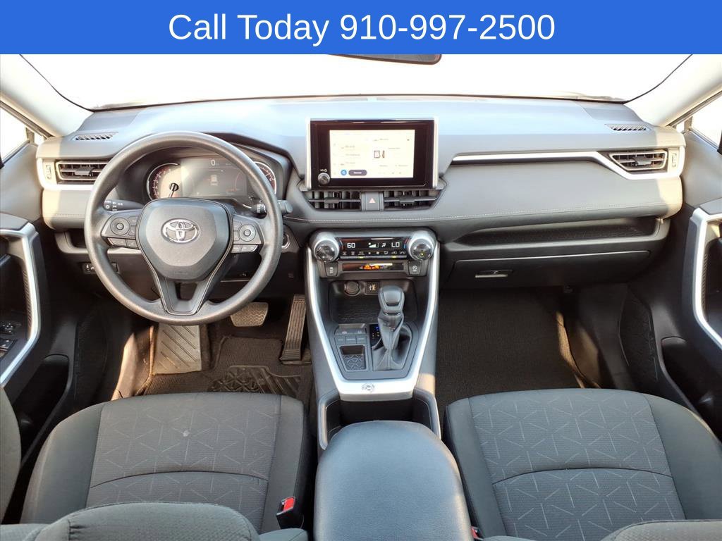 Used 2024 Toyota RAV4 XLE FWD image 25