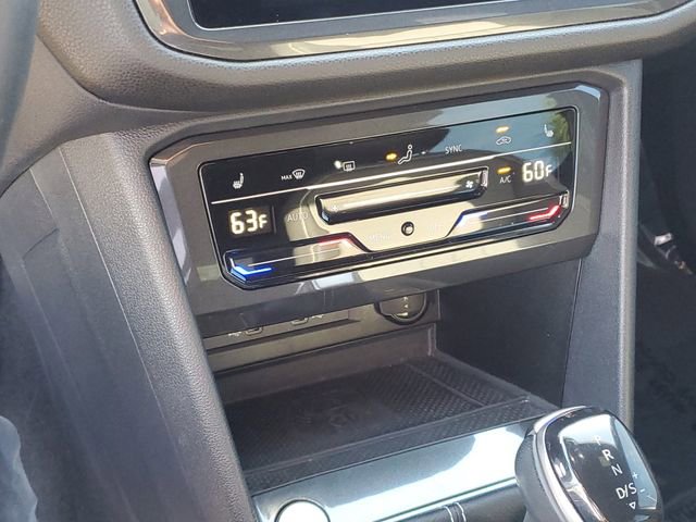 Certified 2023 Volkswagen Tiguan SE R-Line AWD/4WD image 25