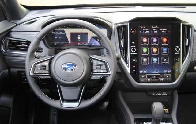 Used 2025 Subaru Forester Limited AWD/4WD image 22
