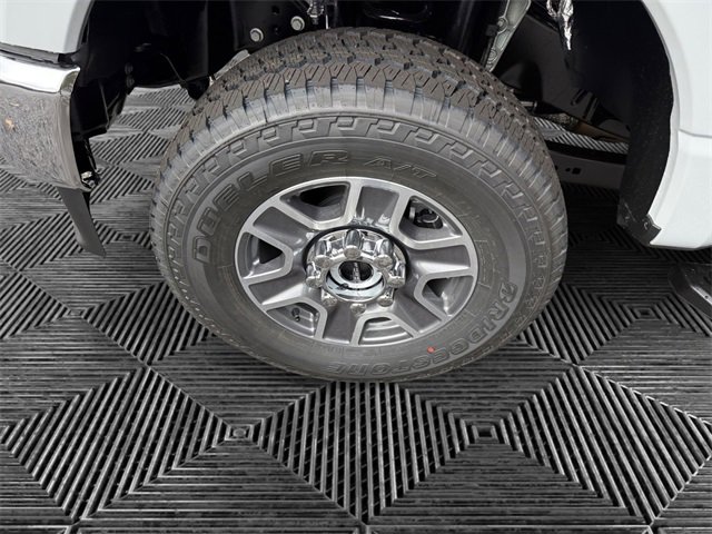 New 2026 Ford F350 Lariat image 14
