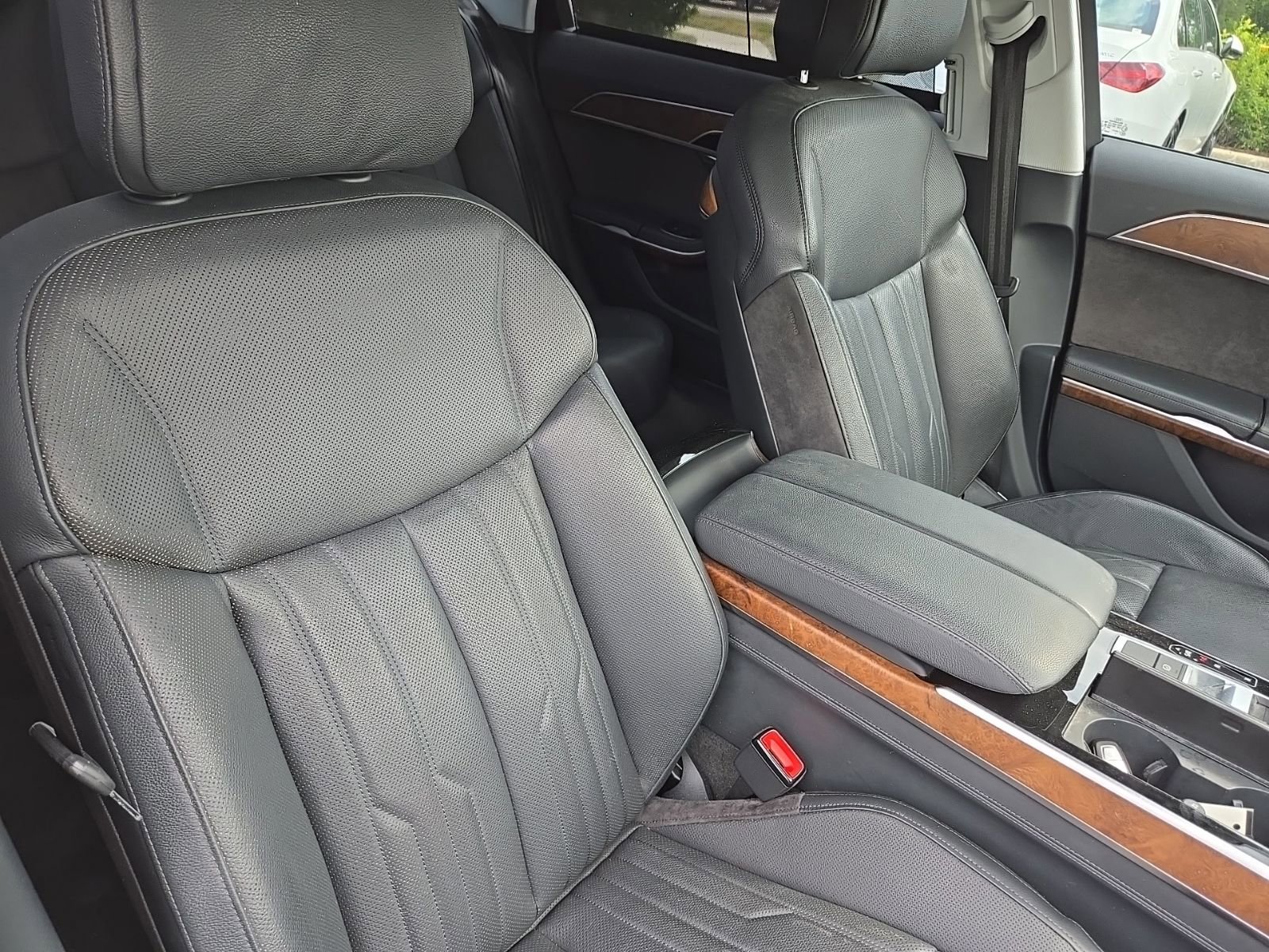 Used 2019 Audi A8 L 3.0T w/ Executive Package AWD/4WD image 13
