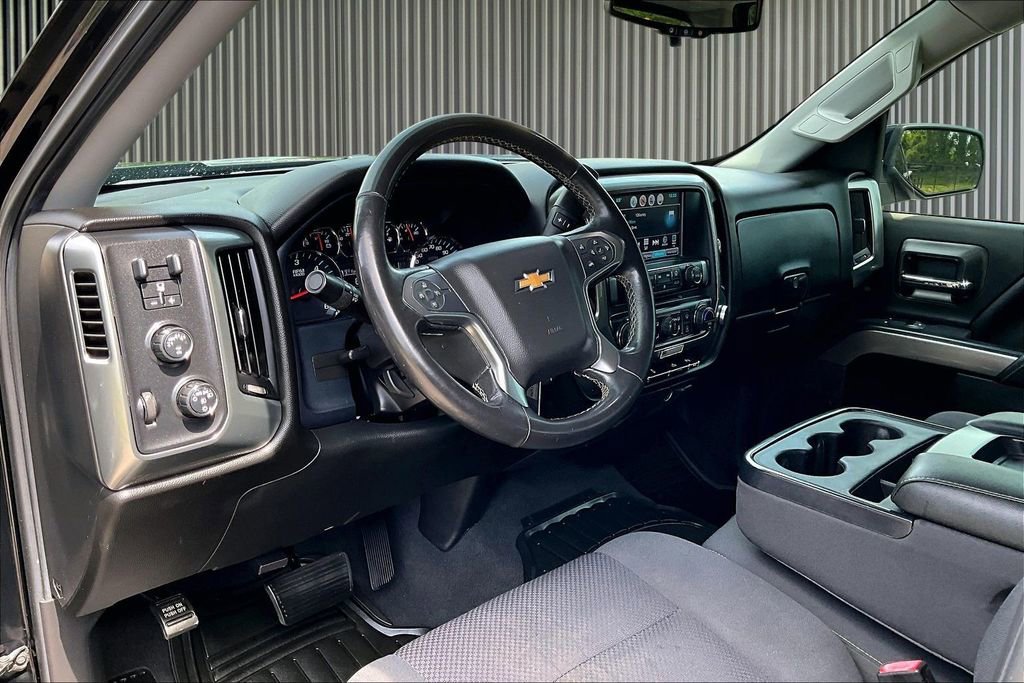 Used 2018 Chevrolet Silverado 1500 LT w/ All Star Edition AWD/4WD image 15