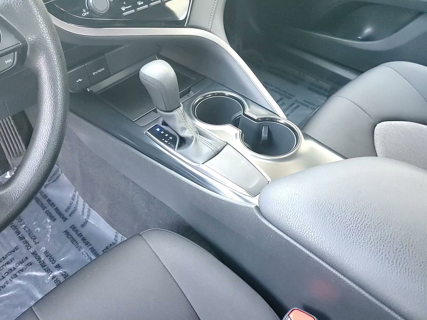 Certified 2020 Toyota Camry LE w/ Convenience Package image 26