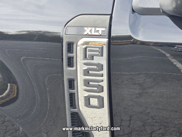 New 2026 Ford F250 XLT w/ FX4 Off-Road Package image 5
