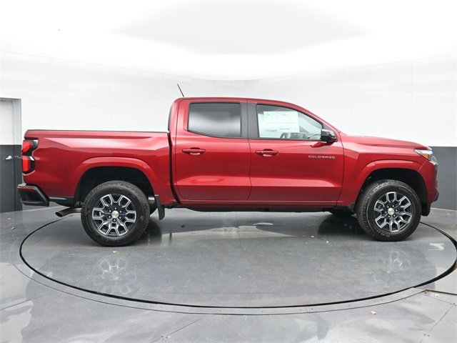 Used 2024 Chevrolet Colorado LT w/ LT Convenience Package III image 15