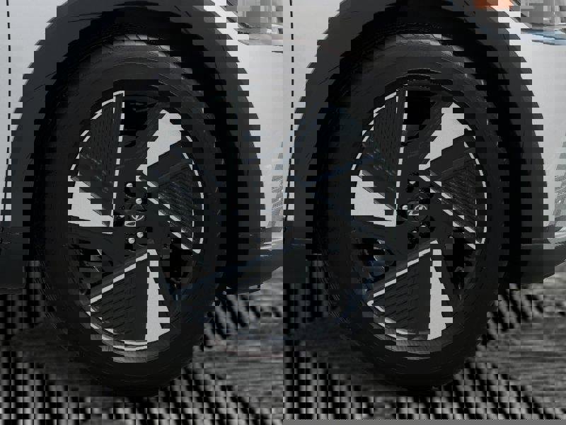 New 2026 Hyundai Ioniq 5 SEL image 8