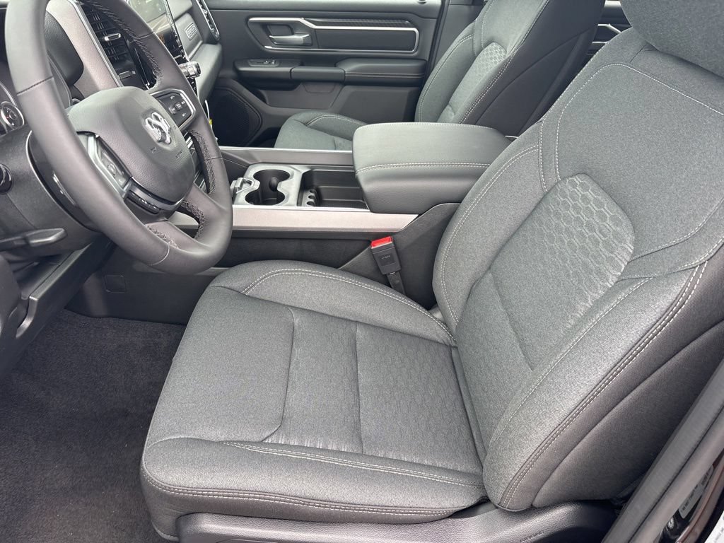 New 2026 RAM 1500 Big Horn AWD/4WD image 17