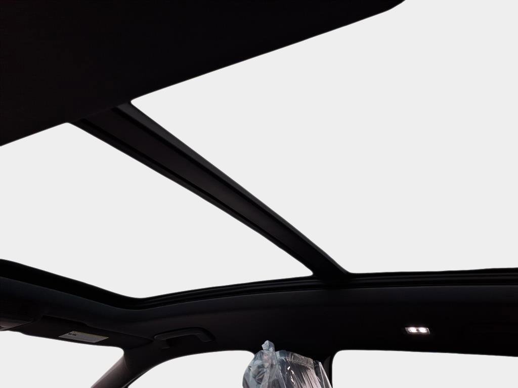 New 2026 Volkswagen Tiguan SEL R-Line image 16