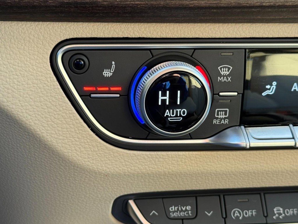 Used 2025 Audi Q5 2.0T Premium Plus image 20