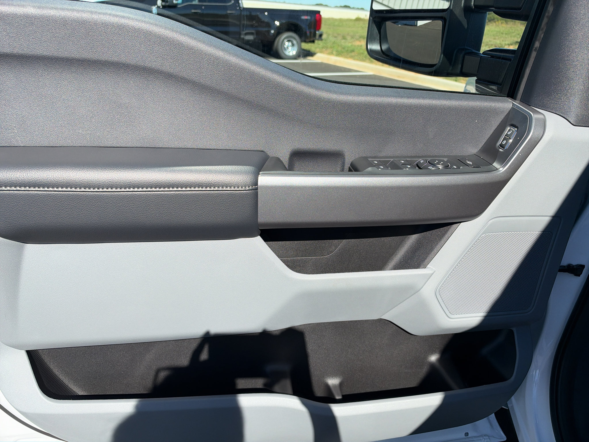 New 2027 Ford F250 XLT AWD/4WD image 9