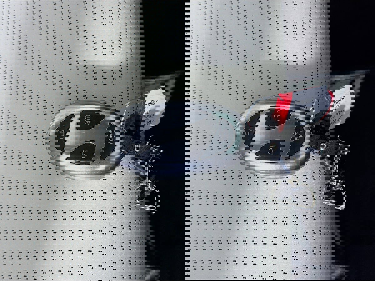 Used 2024 Hyundai Santa Fe Calligraphy image 43