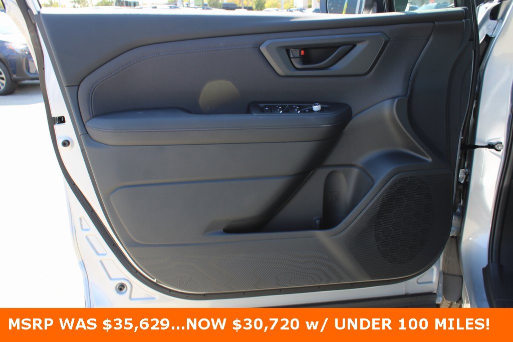 Used 2025 Subaru Forester Premium image 7