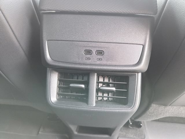 New 2026 Chevrolet Equinox LT w/ Convenience Package II AWD/4WD image 16