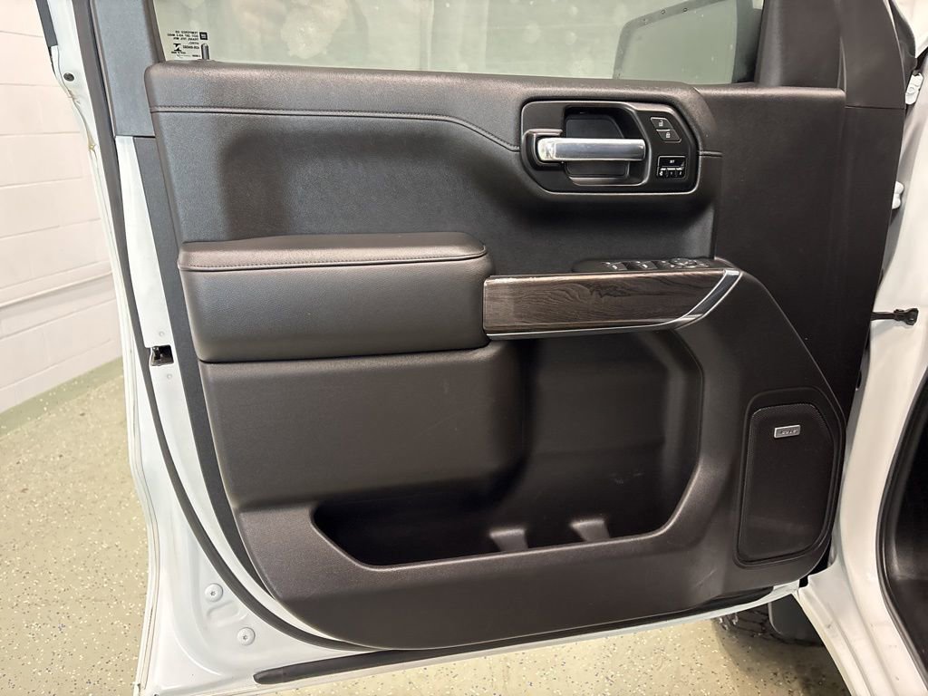 Used 2020 Chevrolet Silverado 1500 LTZ image 14