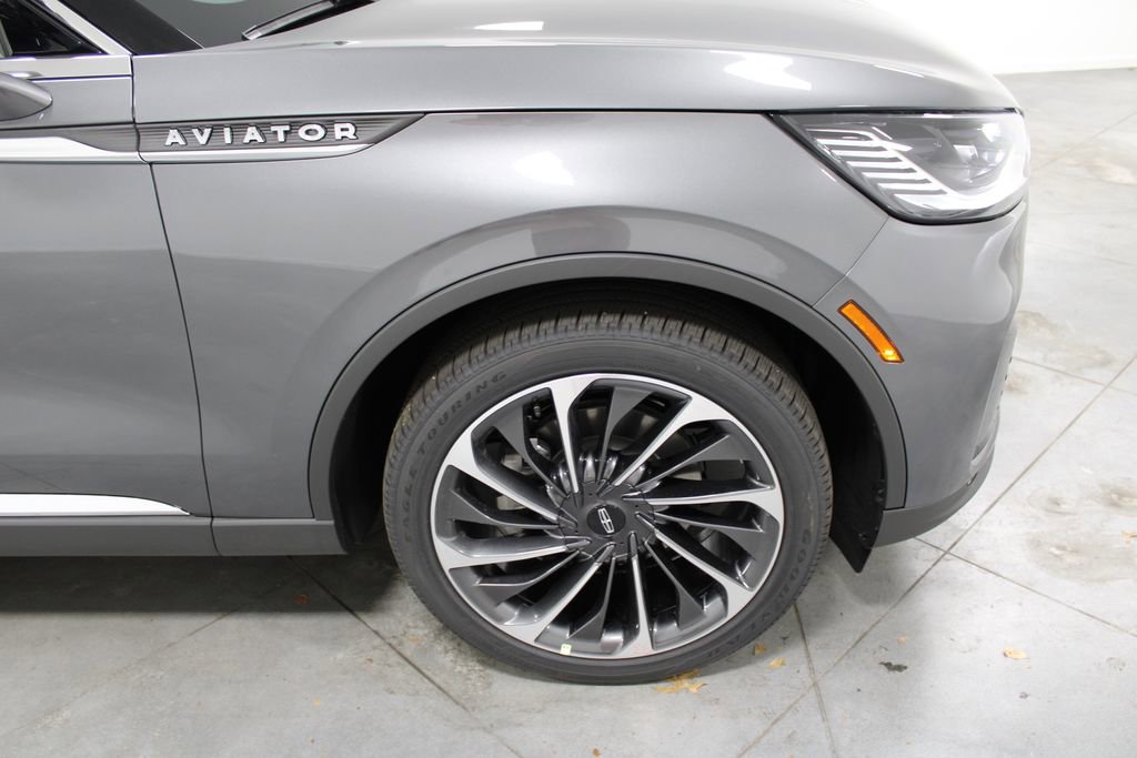 New 2025 Lincoln Aviator Reserve w/ Luxury Package image 51