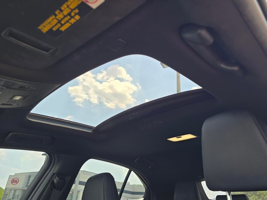 Used 2019 Lexus UX 200 w/ Premium Package FWD image 13