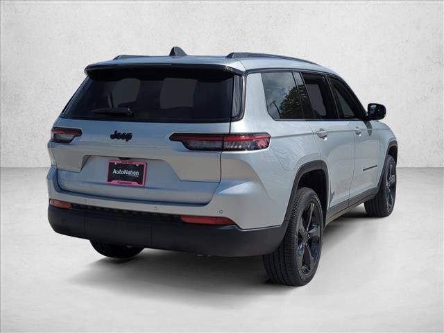 New 2025 Jeep Grand Cherokee L Altitude RWD image 2