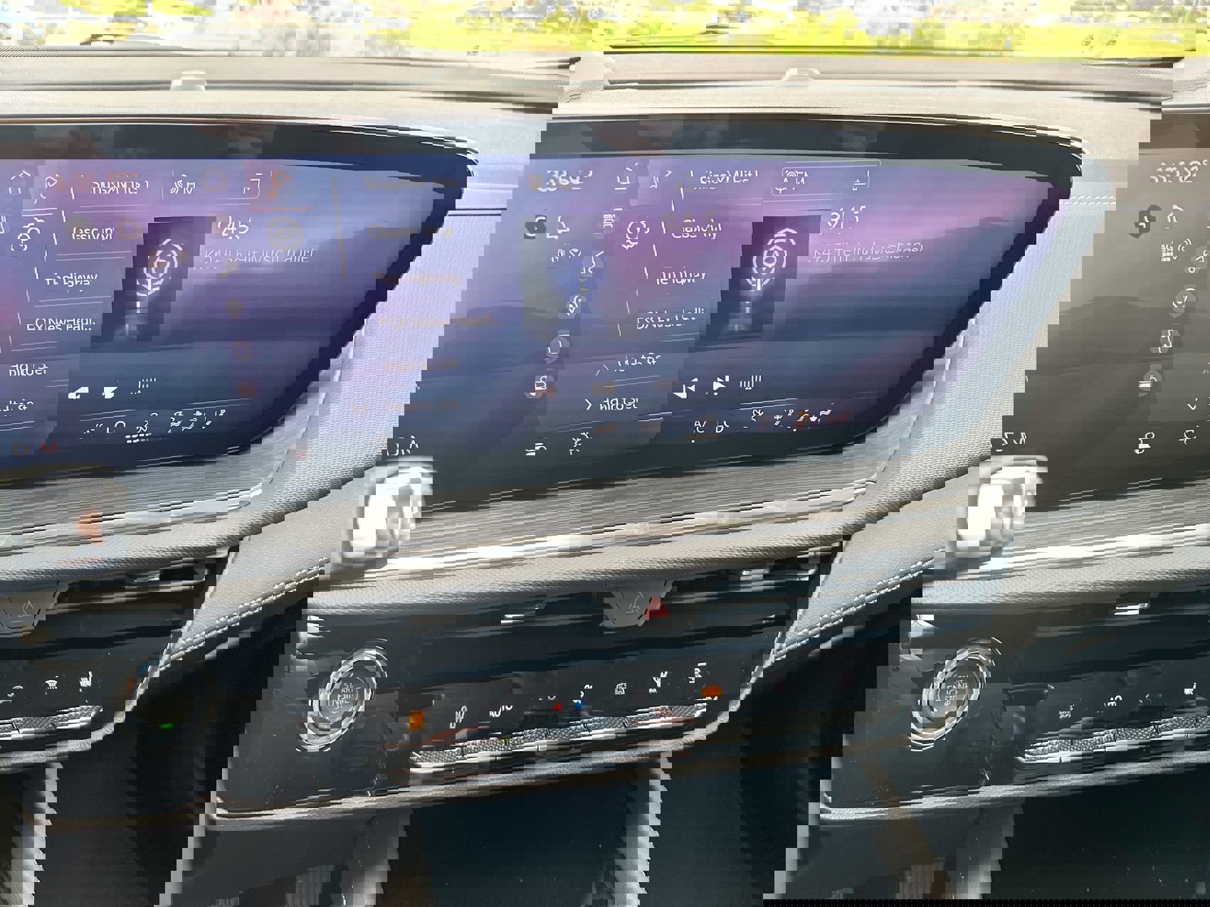 New 2025 Buick Envision Preferred image 12