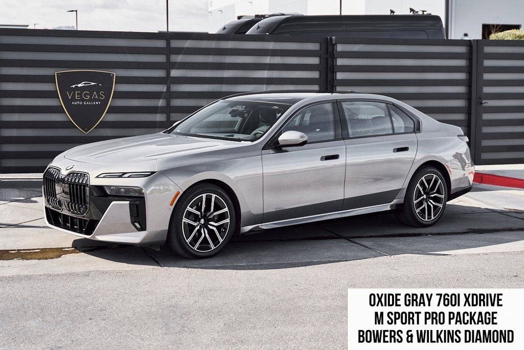 Used 2024 BMW 760i xDrive image 1