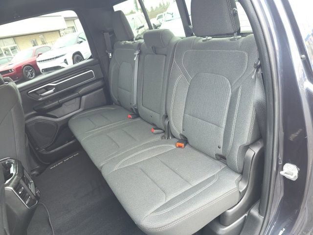 Used 2019 RAM 1500 Big Horn AWD/4WD image 37