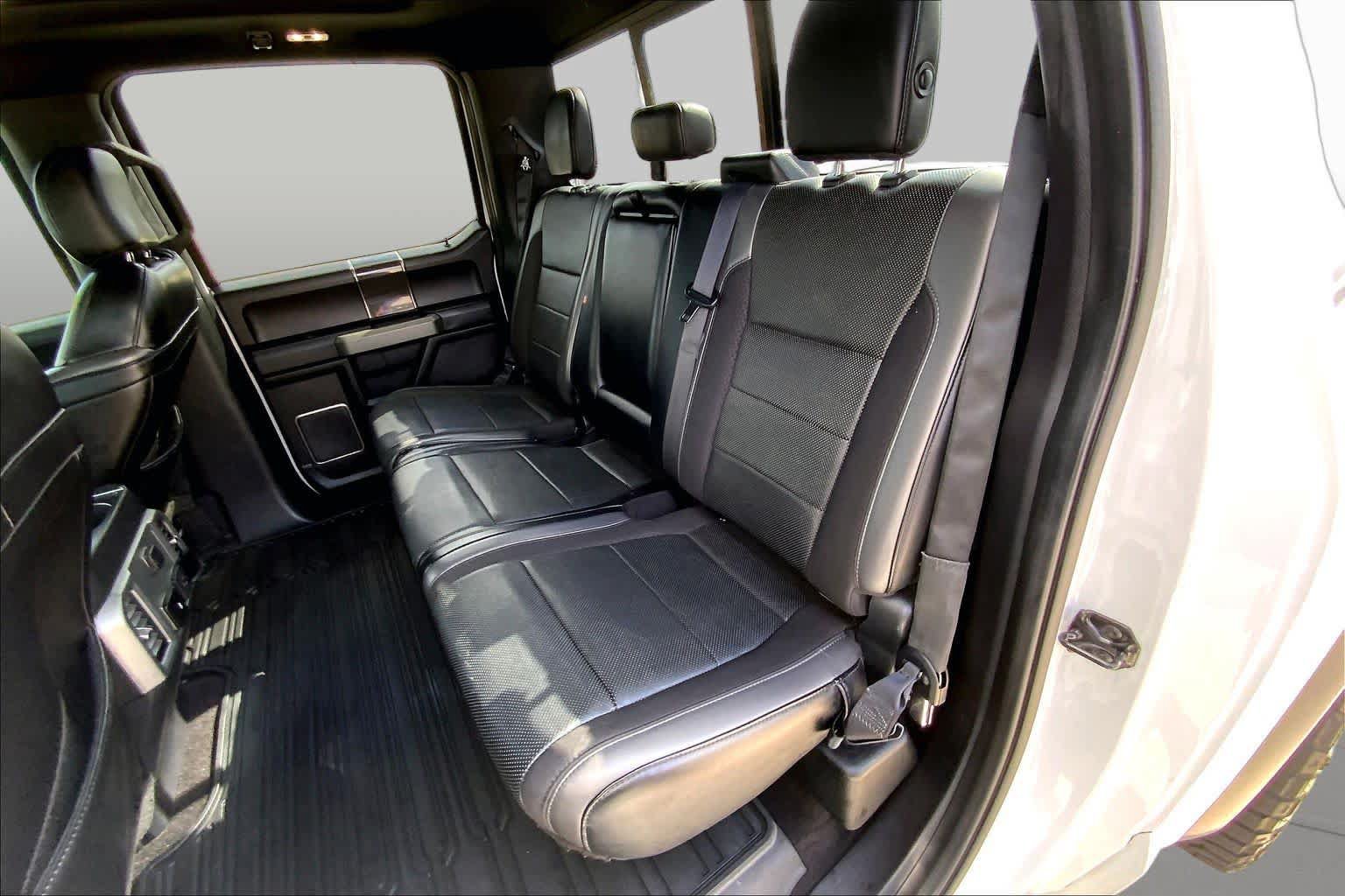 Used 2019 Ford F150 Raptor w/ Equipment Group 802A Luxury AWD/4WD image 21