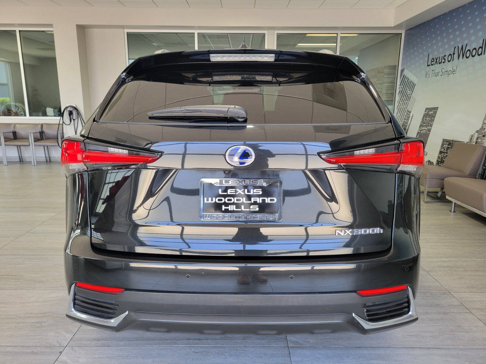 Used 2020 Lexus NX 300h AWD w/ Premium Package image 4