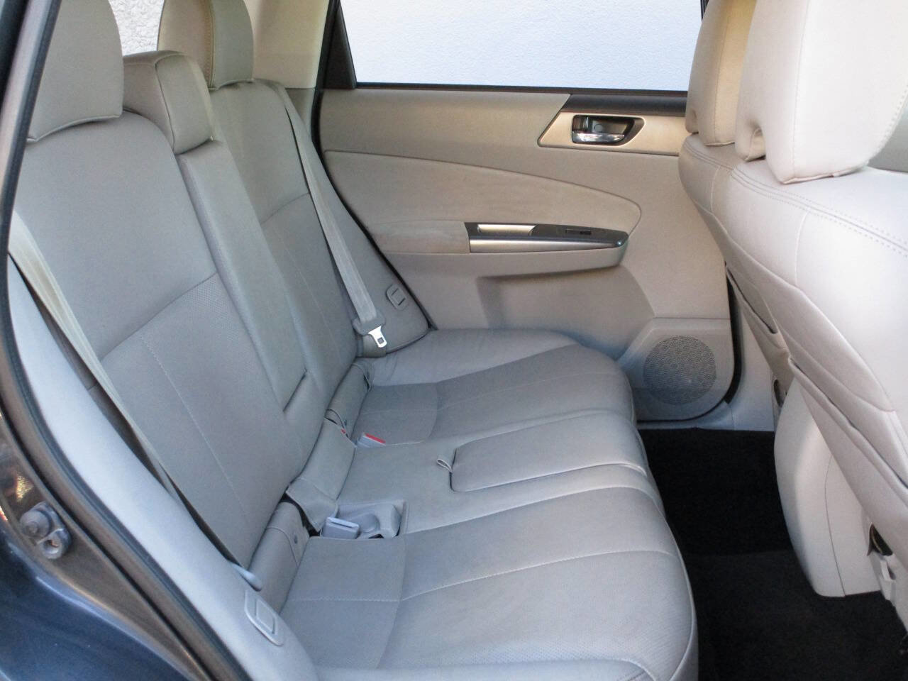 Used 2012 Subaru Forester 2.5X Limited image 14