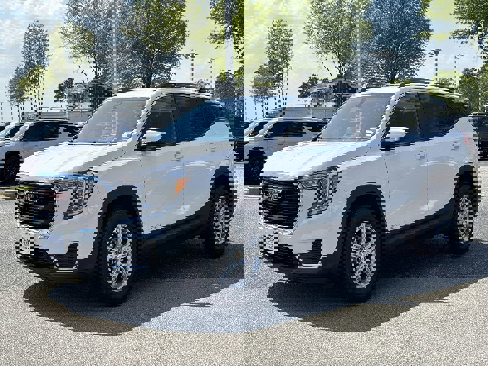 Certified 2024 GMC Terrain SLE w/ Driver Convenience Package image 5