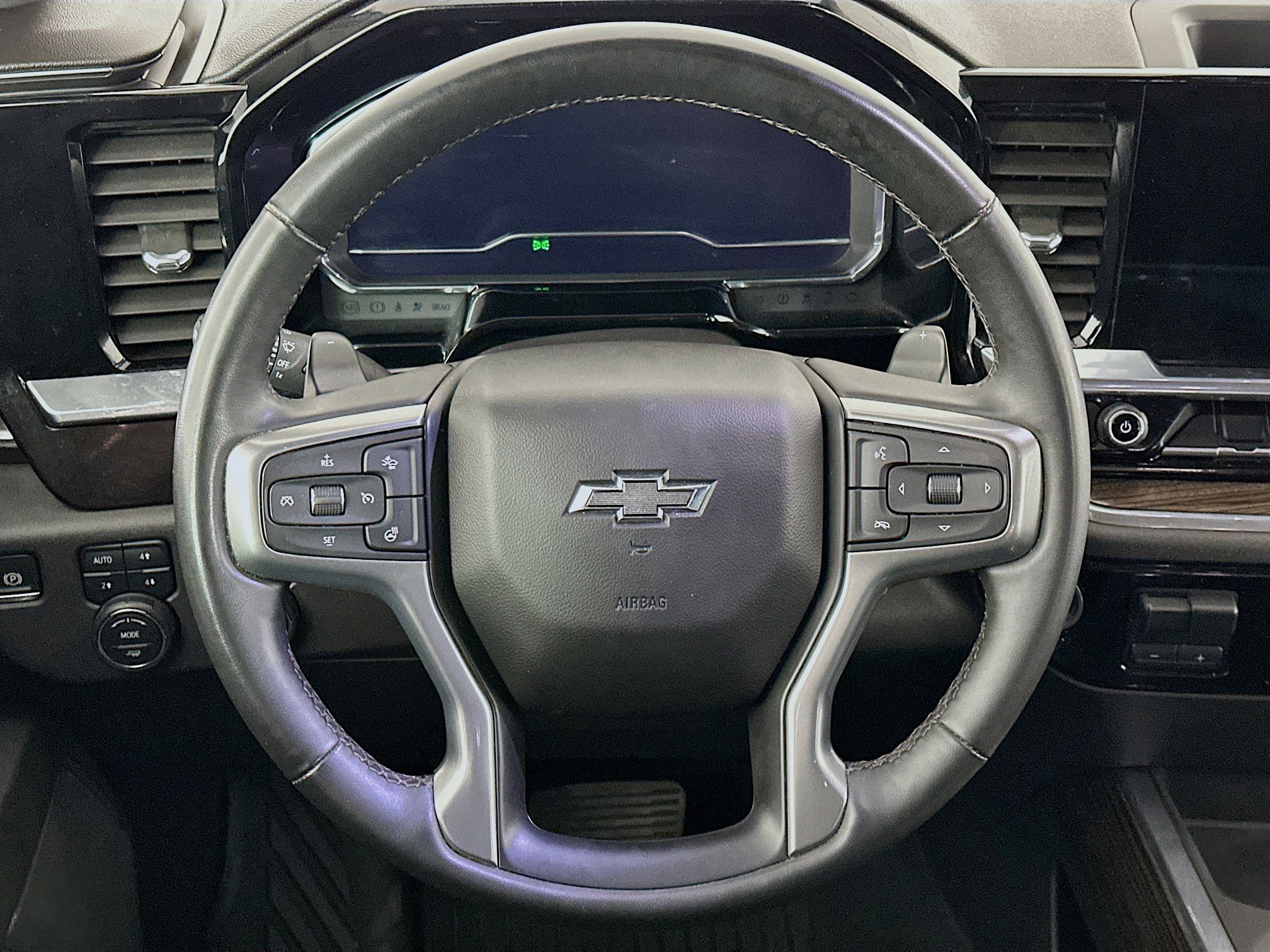 Used 2024 Chevrolet Silverado 1500 LT Trail Boss w/ Protection Package image 18