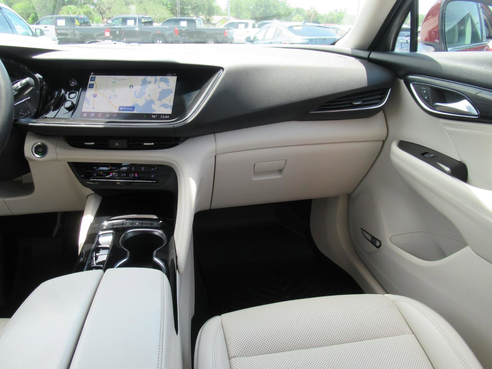 Used 2022 Buick Envision Essence w/ Technology Package I FWD image 15