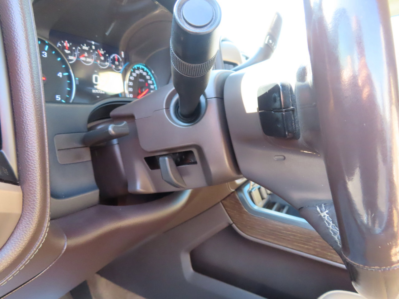 Used 2018 GMC Sierra 3500 Denali w/ Duramax Plus Package image 38
