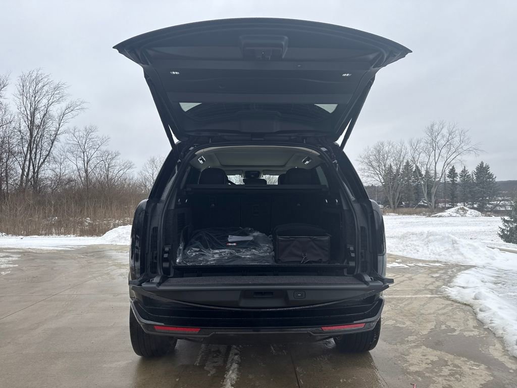 New 2026 Land Rover Range Rover SE AWD/4WD image 9