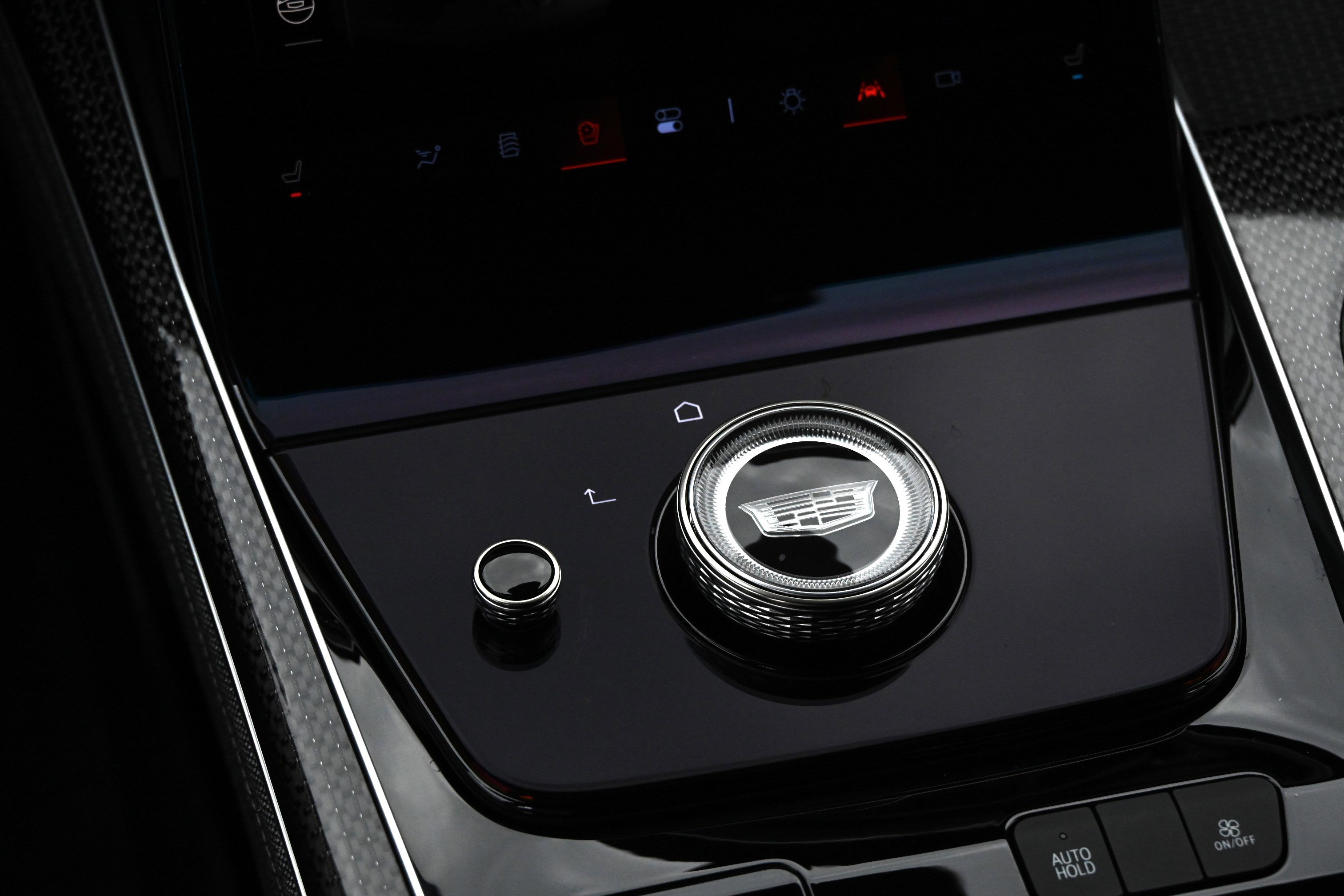 Used 2026 Cadillac Escalade V w/ LPO, ONYX Package AWD/4WD image 25