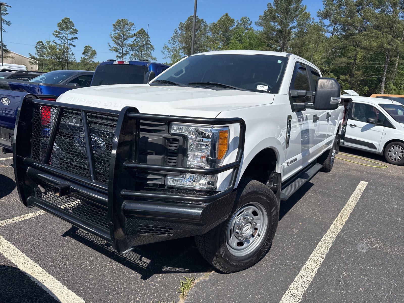Used 2017 Ford F350 XL w/ Power Equipment Group AWD/4WD image 3