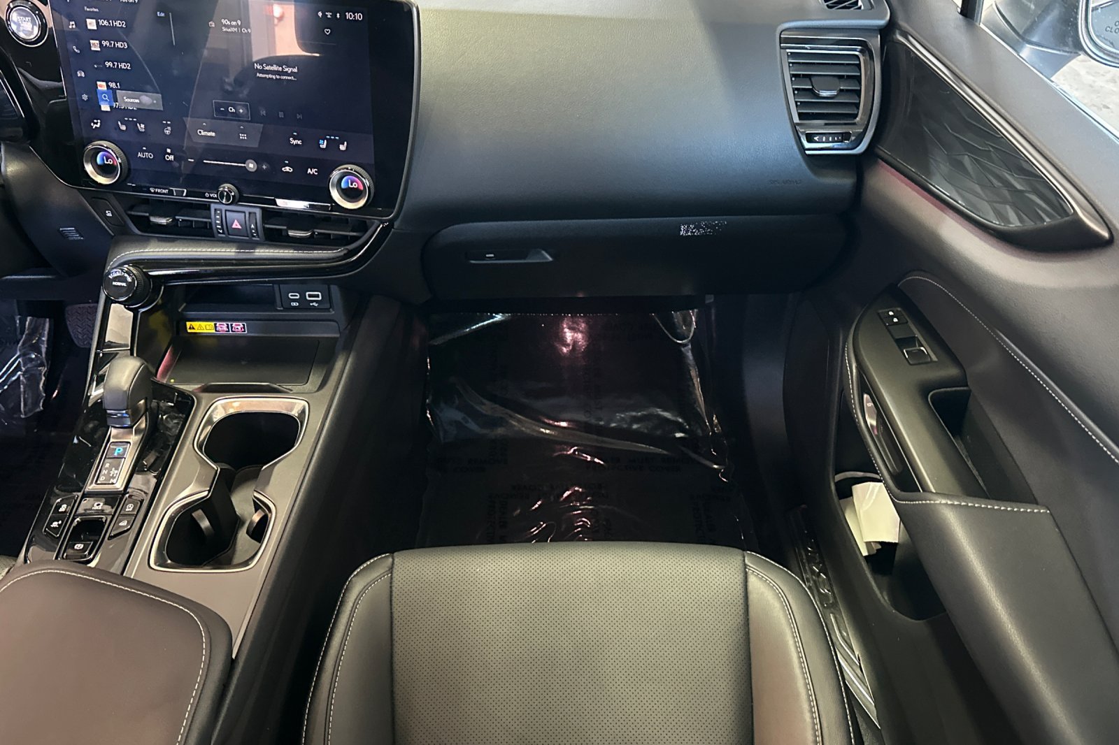 Used 2024 Lexus NX 350 AWD w/ Vision Package image 31