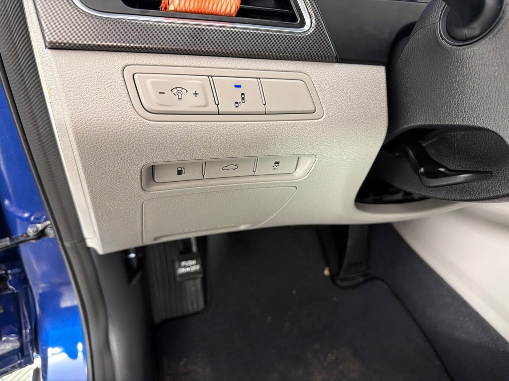 Used 2015 Hyundai Sonata Sport w/ Option Group 03 FWD image 13