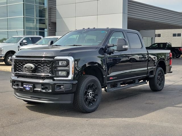 New 2026 Ford F350 Lariat w/ Black Appearance Package AWD/4WD image 2