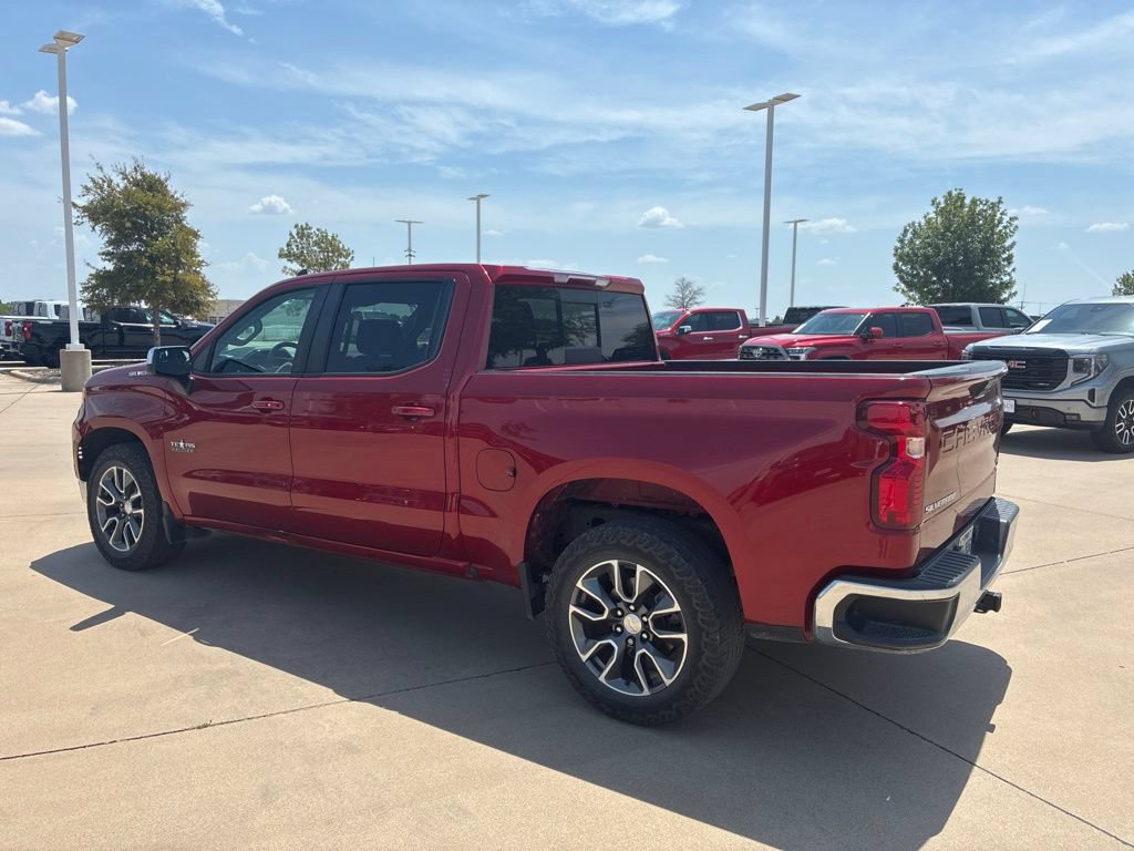Used 2022 Chevrolet Silverado 1500 LT w/ Texas Edition Plus RWD image 3