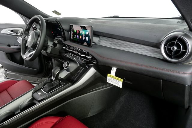 New 2026 Alfa Romeo Tonale w/ Red Premium Package image 23
