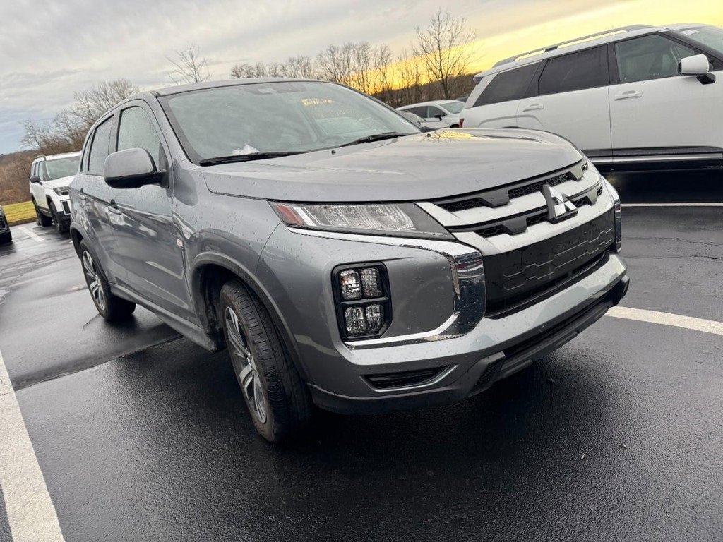 Used 2024 Mitsubishi Outlander Sport SE image 4