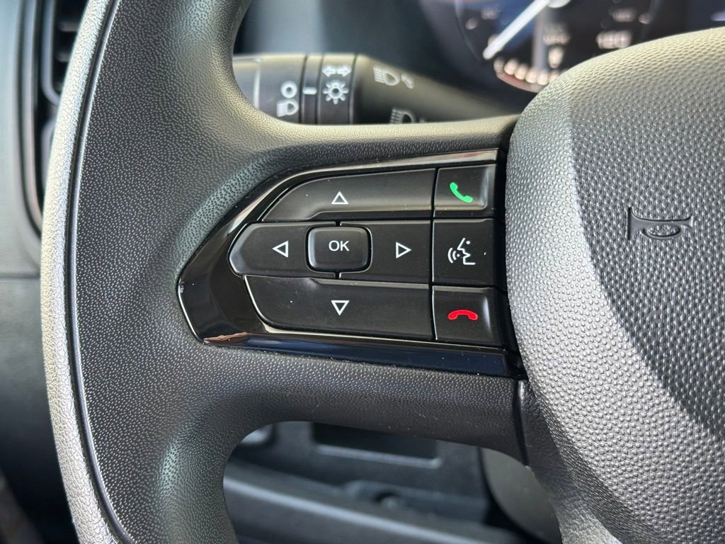 Used 2025 RAM ProMaster 2500 w/ Convenience Group image 12