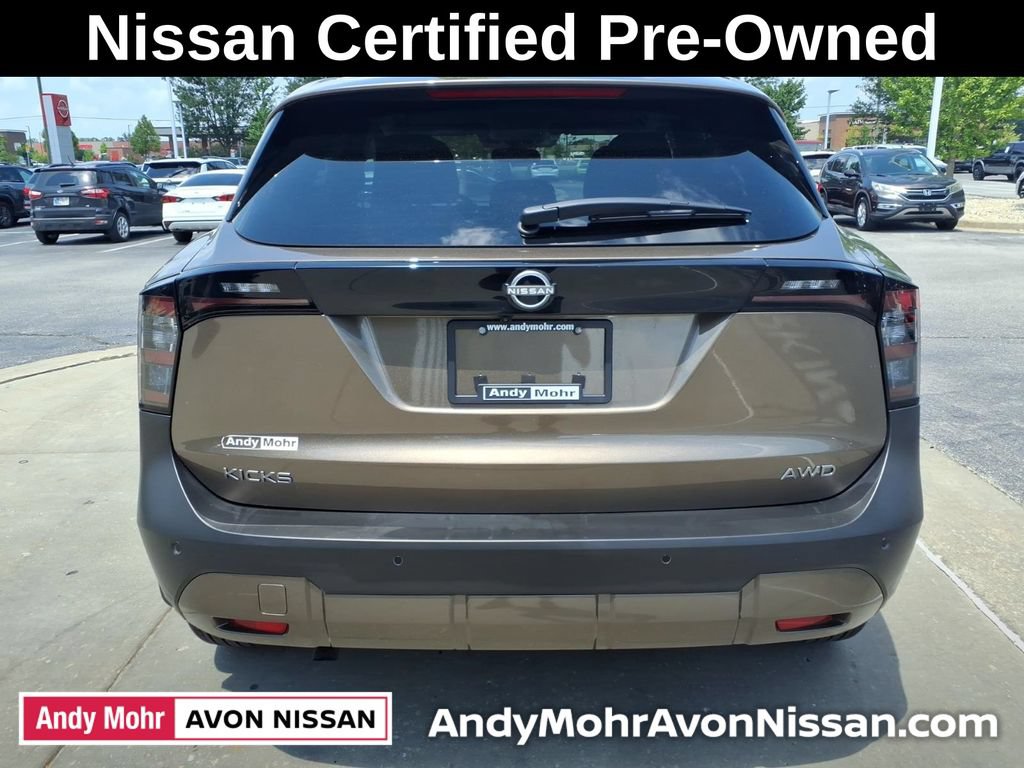 Certified 2025 Nissan Kicks SV AWD/4WD image 10