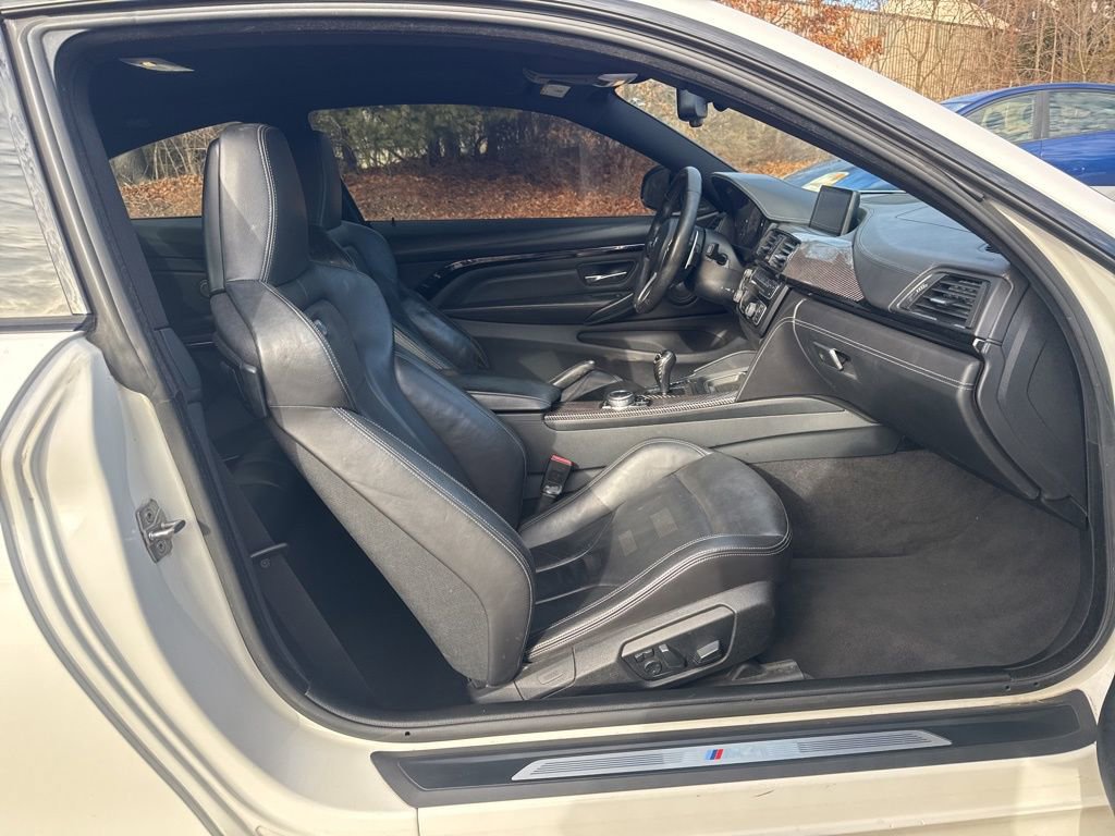 Used 2015 BMW M4 Coupe image 39