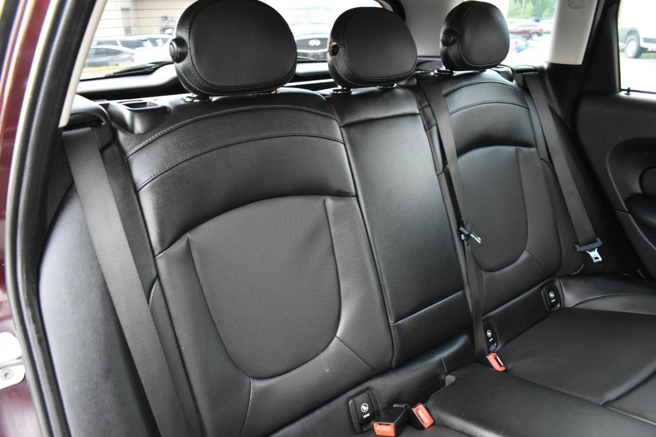 Used 2017 MINI Cooper Clubman FWD image 28